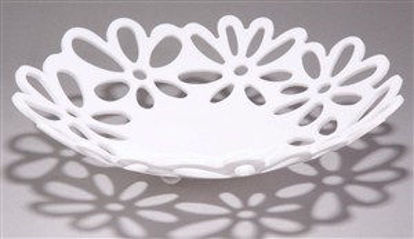 Immagine di Vassoio portafrutta in plastica bianco con fiori                                                                                                                                                                                                                                                                                                                                                                                                                                                                    