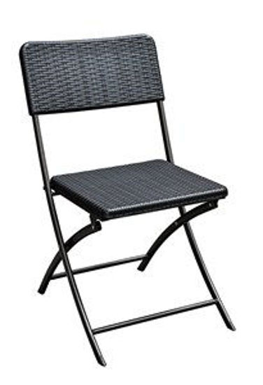 Immagine di sedia pieghevole in acciaio e rattan, poco ingombro e design alla moda. il color nero e il rattan intrecciato conferiscono a questa sedia un aspetto elegante, adatto ad ogni tipo di tavolino da esterno. 44x82x54cm.                                                                                                                                                                                                                                                                                              