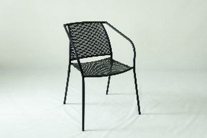Immagine di sedia con braccioli in metallo colore antracite, dimensioni cm. 56x58 h.80                                                                                                                                                                                                                                                                                                                                                                                                                                          