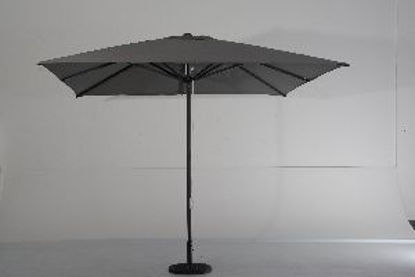 Immagine di ombrellone quadrato struttura in alluminio verniciato, copertura cm.300x300, tessuto in olefin colore grigio, palo diametro mm. mm.48, con 8 raggi mm.18x28, apertura con corda                                                                                                                                                                                                                                                                                                                                     