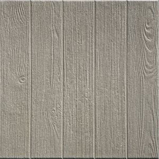 Immagine di lastra in pietra ricostruita leggermente sabbiata,  decorazione woodstone grigio, dimensioni cm.50x50                                                                                                                                                                                                                                                                                                                                                                                                               